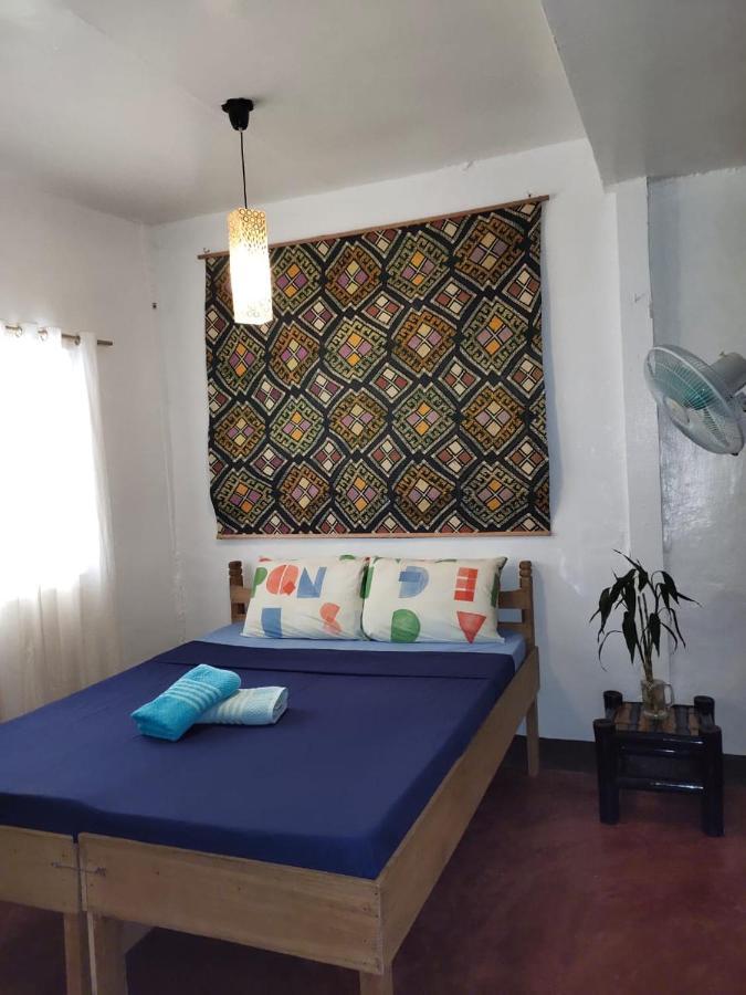 Purple Homestay Hillside Coron Esterno foto