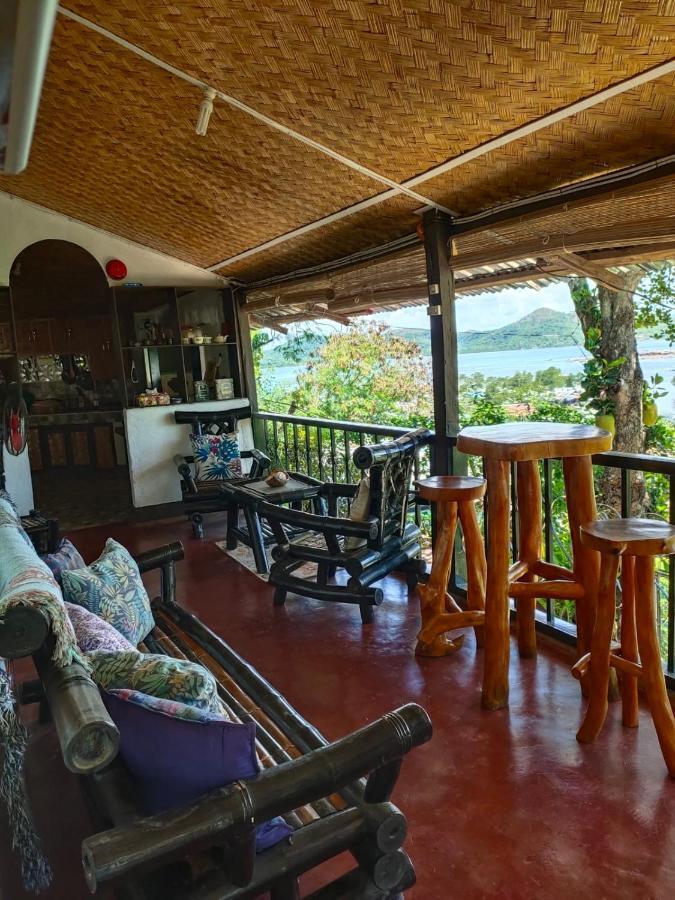 Purple Homestay Hillside Coron Esterno foto