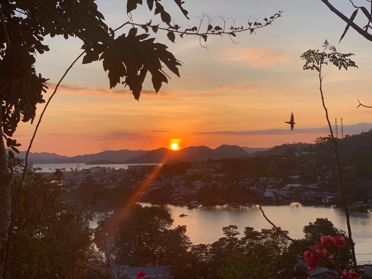 Purple Homestay Hillside Coron Esterno foto